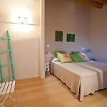 Con Piscina, Relax E Natura Nelle Marche By Wehostyou Villa
