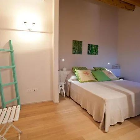 Con Piscina, Relax E Natura Nelle Marche By Wehostyou Vila