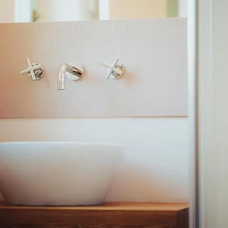 Con Piscina, Relax E Natura Nelle Marche By Wehostyou