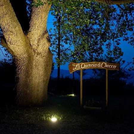 Con Piscina, Relax E Natura Nelle Marche By Wehostyou Villa